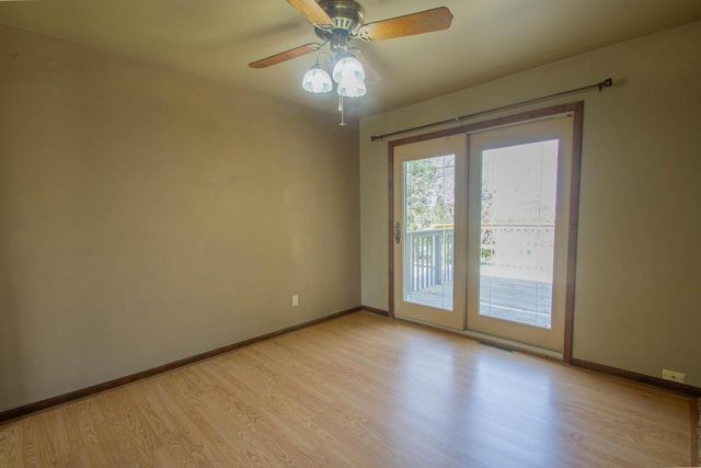 201 Oak Hill COURT, Watertown, WI 53094