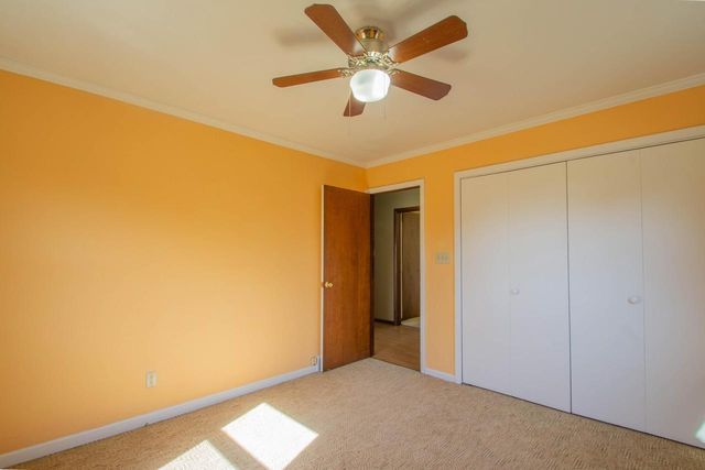 201 Oak Hill COURT, Watertown, WI 53094