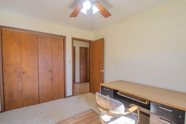 201 Oak Hill COURT, Watertown, WI 53094