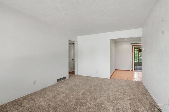 8101 S Miller Boulevard, Oklahoma City, OK 73159
