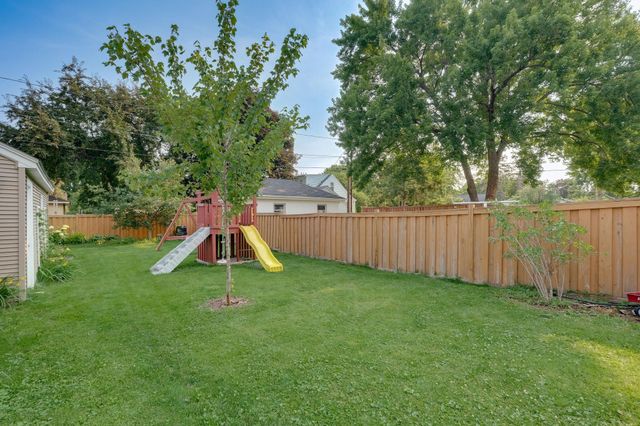 753 Idaho Avenue W, Saint Paul, MN 55117