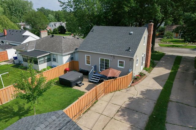753 Idaho Avenue W, Saint Paul, MN 55117