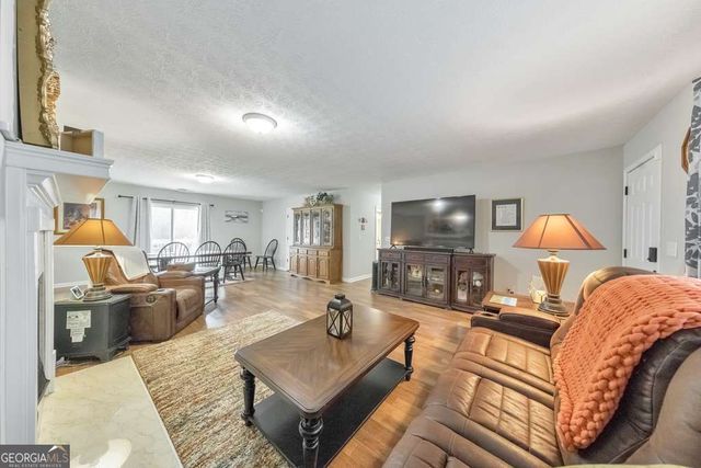 5434 Applewood Court, Acworth, GA 30102