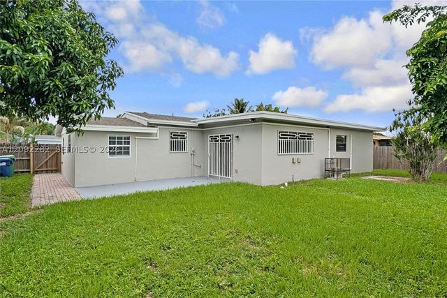 11822 SW 169th St, Miami, FL 33177