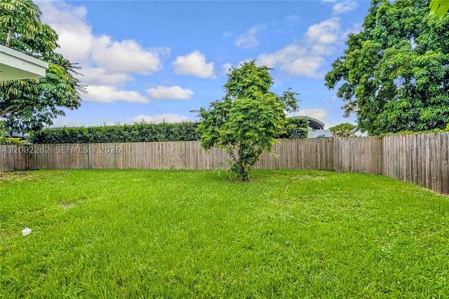 11822 SW 169th St, Miami, FL 33177