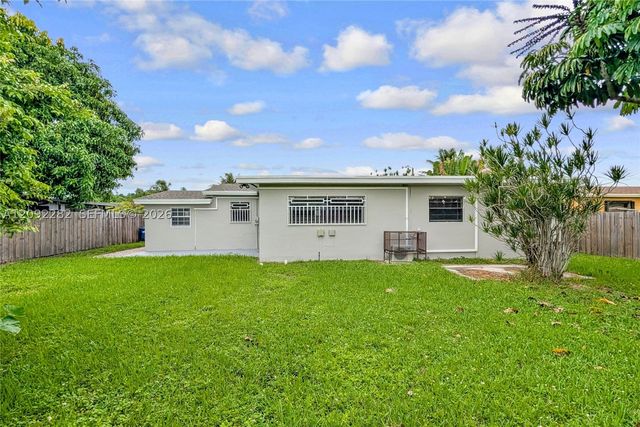 11822 SW 169th St, Miami, FL 33177
