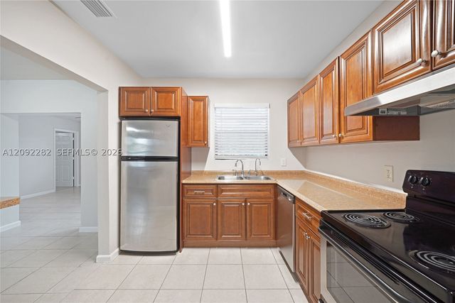 11822 SW 169th St, Miami, FL 33177