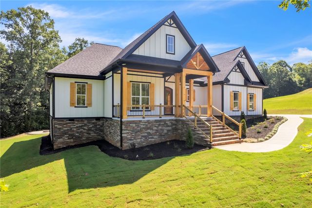 574 Paramount Drive, Seneca, SC 29678