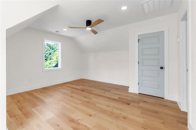 574 Paramount Drive, Seneca, SC 29678