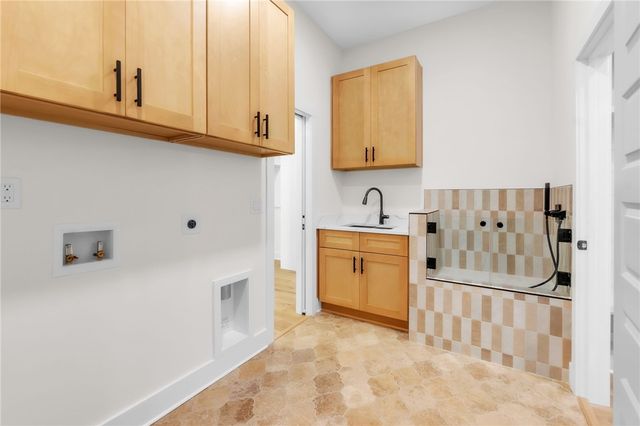 574 Paramount Drive, Seneca, SC 29678