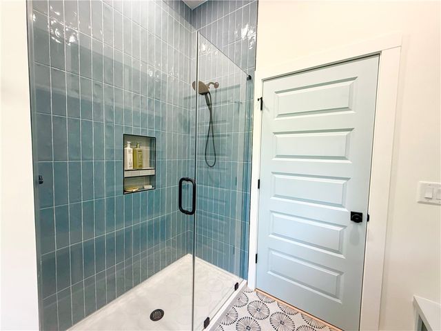 574 Paramount Drive, Seneca, SC 29678