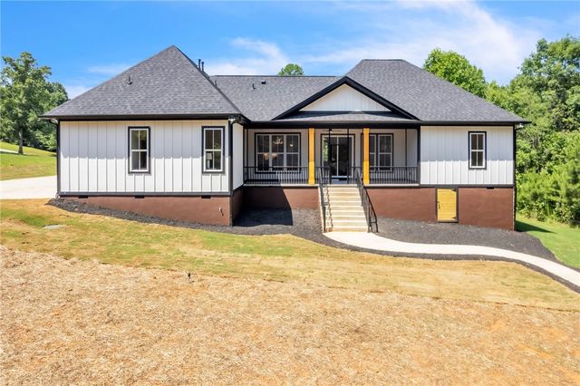 574 Paramount Drive, Seneca, SC 29678