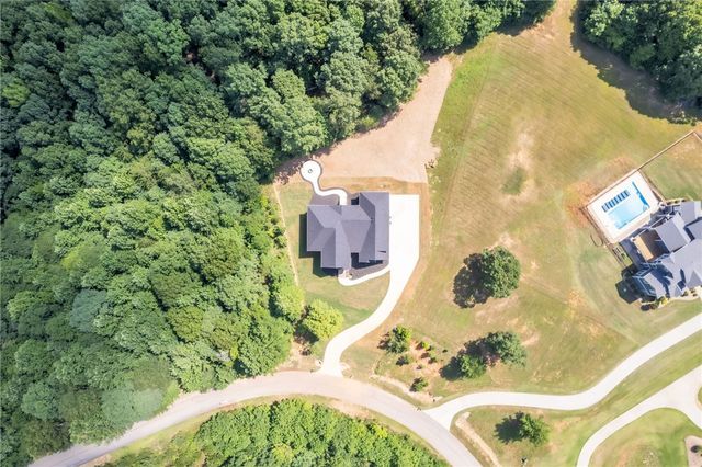 574 Paramount Drive, Seneca, SC 29678
