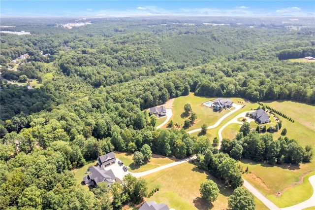 574 Paramount Drive, Seneca, SC 29678