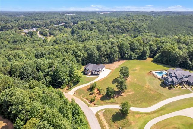 574 Paramount Drive, Seneca, SC 29678