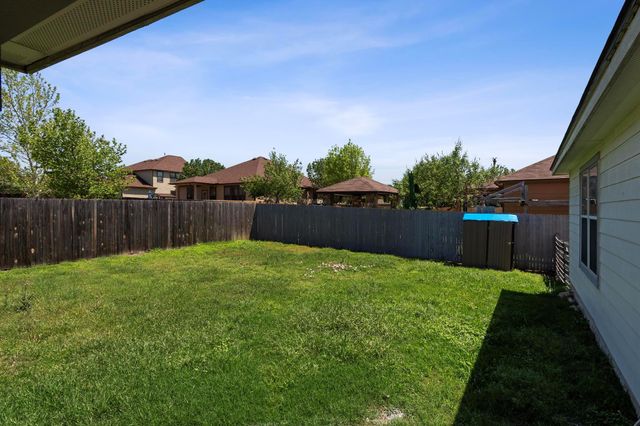 2207 Kuykendall DR, Georgetown, TX 78626