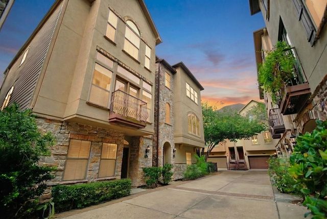 562 Bomar Street, Houston, TX 77006