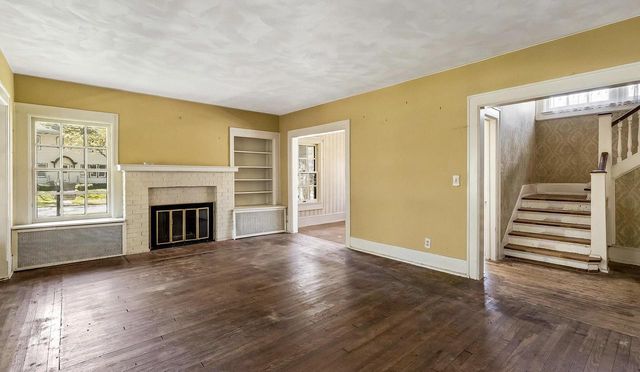 836 N 67th STREET, Wauwatosa, WI 53213