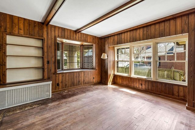 836 N 67th STREET, Wauwatosa, WI 53213