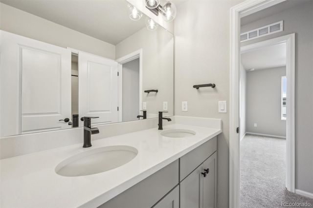 8779 Whiteclover Street, Littleton, CO 80125