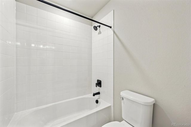 8779 Whiteclover Street, Littleton, CO 80125