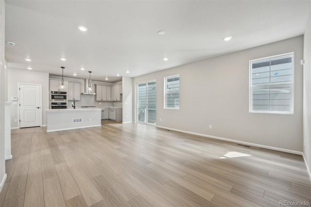 8779 Whiteclover Street, Littleton, CO 80125