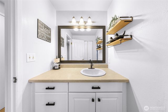 3851 Levitt Street, Bellingham, WA 98226