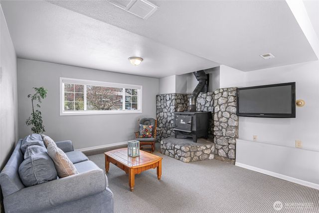3851 Levitt Street, Bellingham, WA 98226