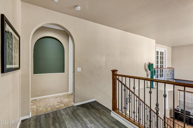 2801 W Silver Fox Way, Phoenix, AZ 85045