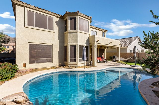 2801 W Silver Fox Way, Phoenix, AZ 85045