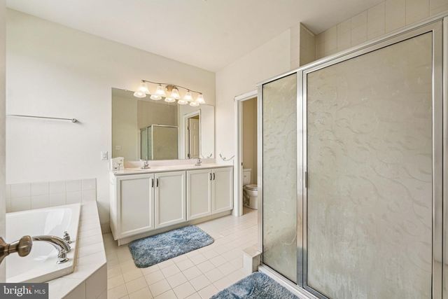 332 REDBUD LN, Kennett Square, PA 19348