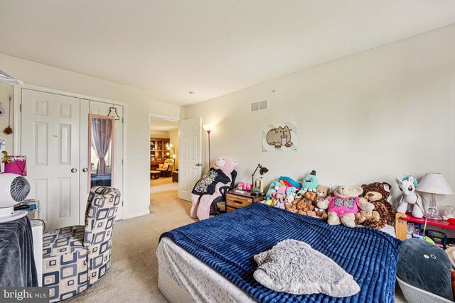 332 REDBUD LN, Kennett Square, PA 19348