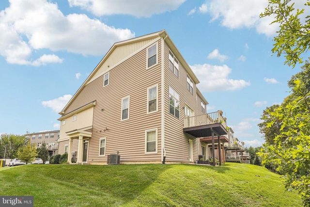 332 REDBUD LN, Kennett Square, PA 19348
