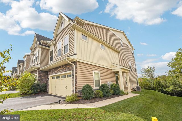 332 REDBUD LN, Kennett Square, PA 19348