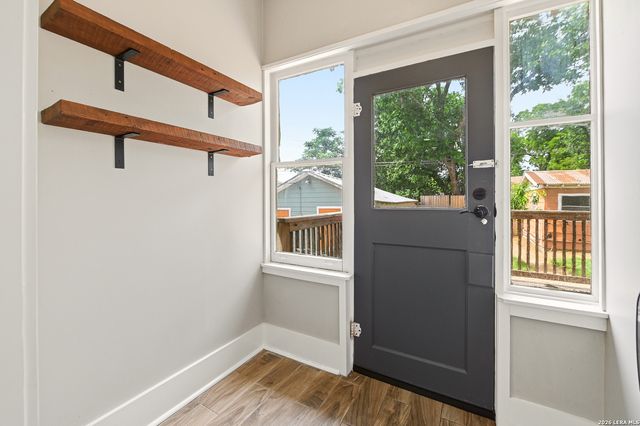 1105 W Mulberry, San Antonio, TX 78201