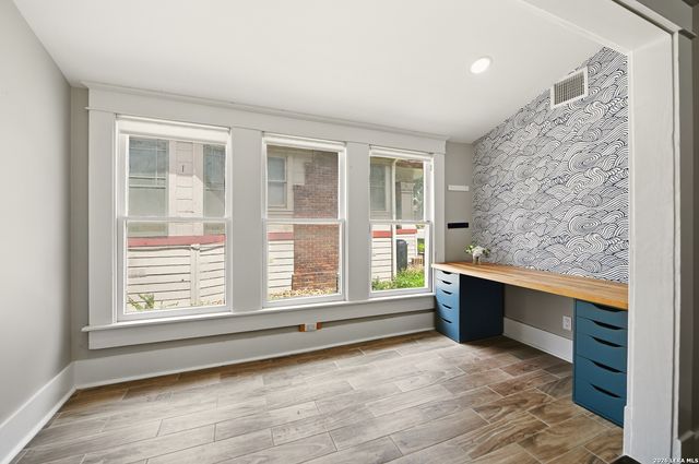 1105 W Mulberry, San Antonio, TX 78201