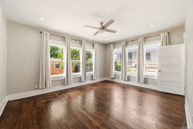 1105 W Mulberry, San Antonio, TX 78201