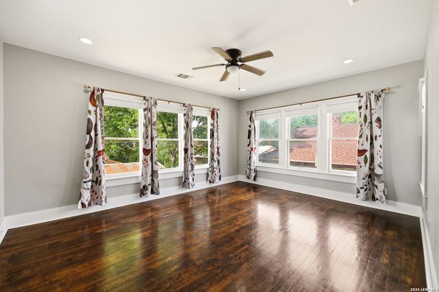 1105 W Mulberry, San Antonio, TX 78201