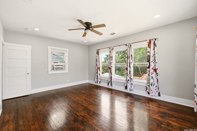1105 W Mulberry, San Antonio, TX 78201