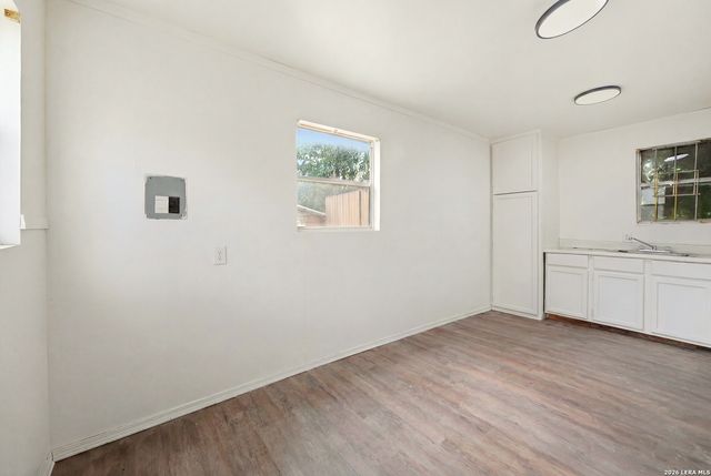 1105 W Mulberry, San Antonio, TX 78201