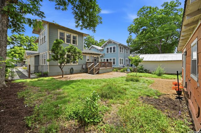 1105 W Mulberry, San Antonio, TX 78201