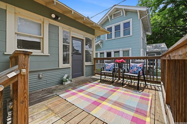 1105 W Mulberry, San Antonio, TX 78201