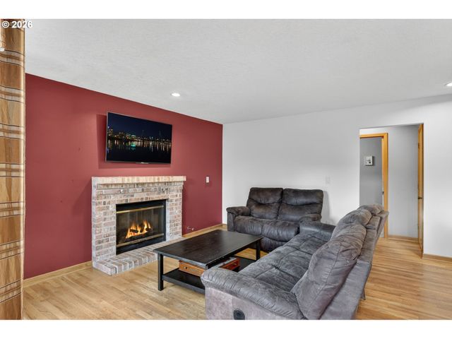 10964 Sw 118TH Ct, Tigard, OR 97223