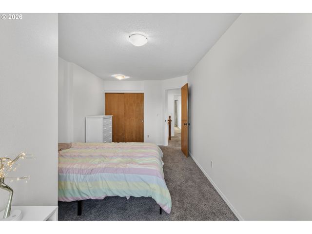 10964 Sw 118TH Ct, Tigard, OR 97223