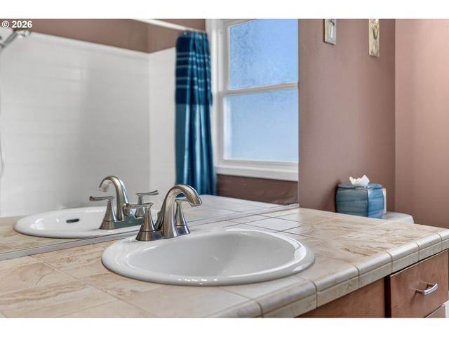 10964 Sw 118TH Ct, Tigard, OR 97223