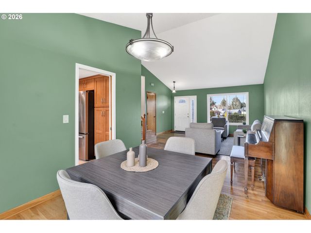 10964 Sw 118TH Ct, Tigard, OR 97223