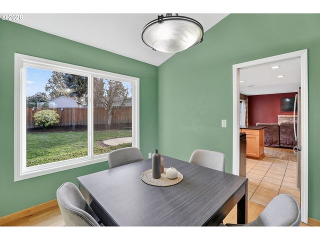 10964 Sw 118TH Ct, Tigard, OR 97223