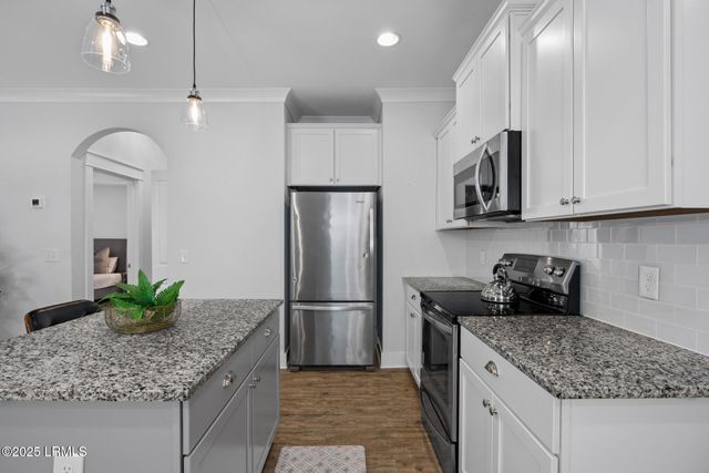 38 Circlewood Drive, Hilton Head Island, SC 29926