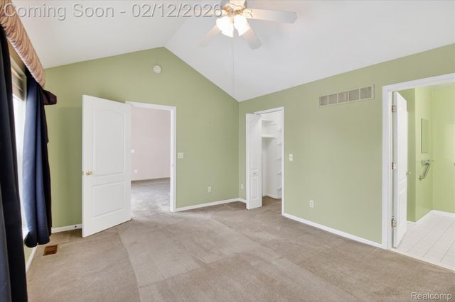 606 Shady Maple Drive, Wixom, MI 48393