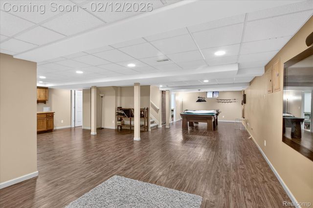 606 Shady Maple Drive, Wixom, MI 48393